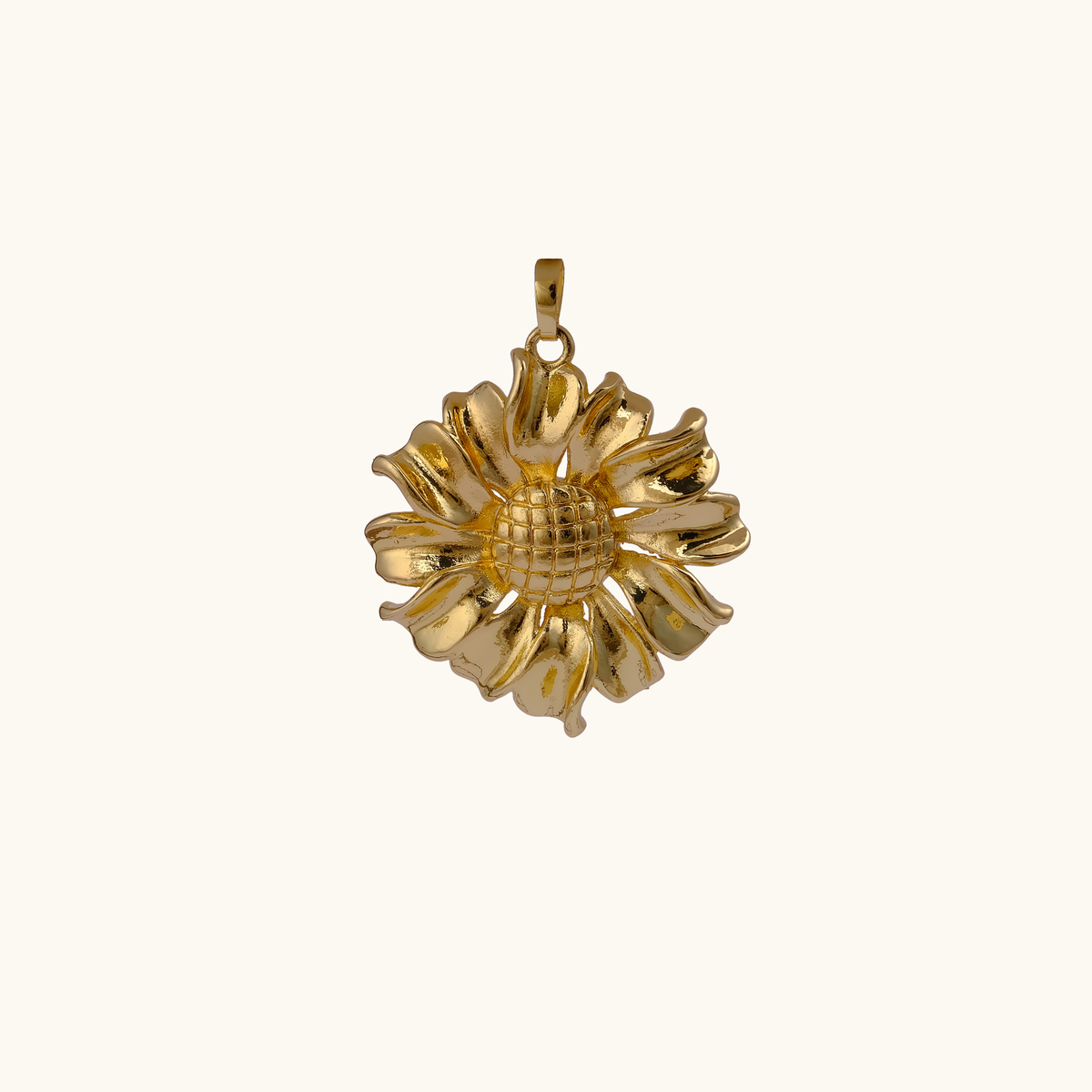Della 18K gold-plated sculpted daisy flower pendant charm by Belliora